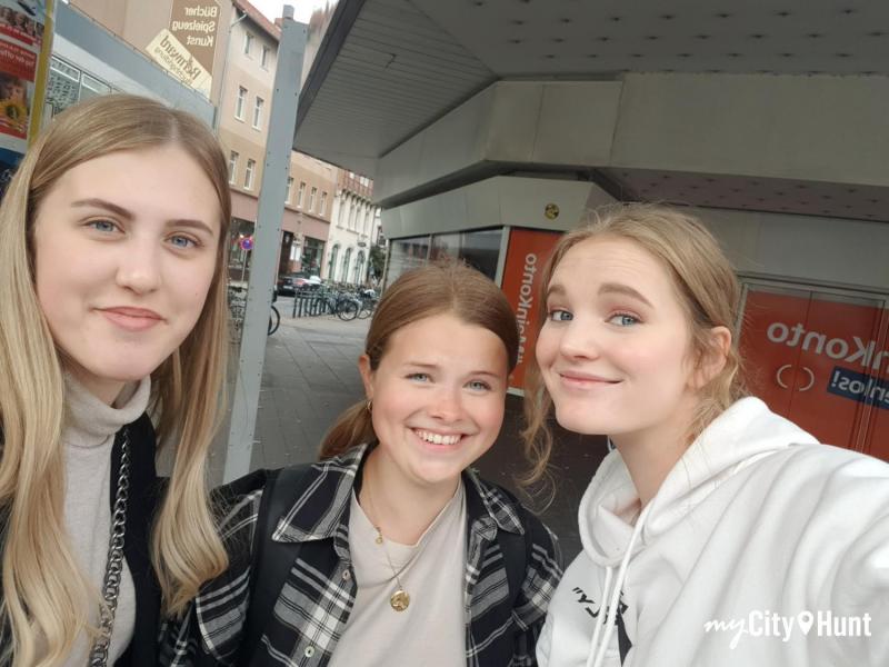 myCityHunt Scavenger Hunt 11